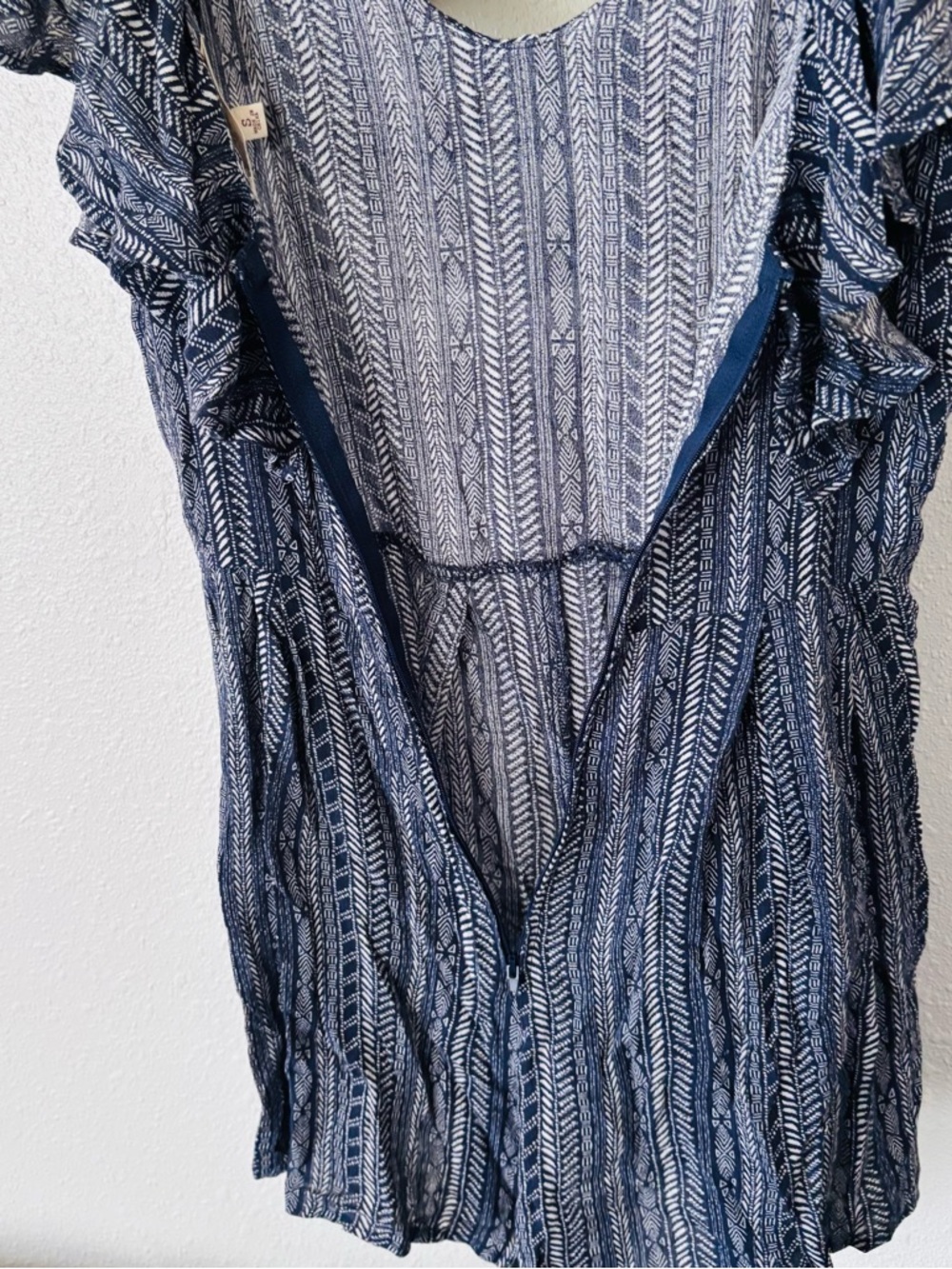 Rewind Ruffle Zip-Back Shorts Romper - Picture 4 of 7